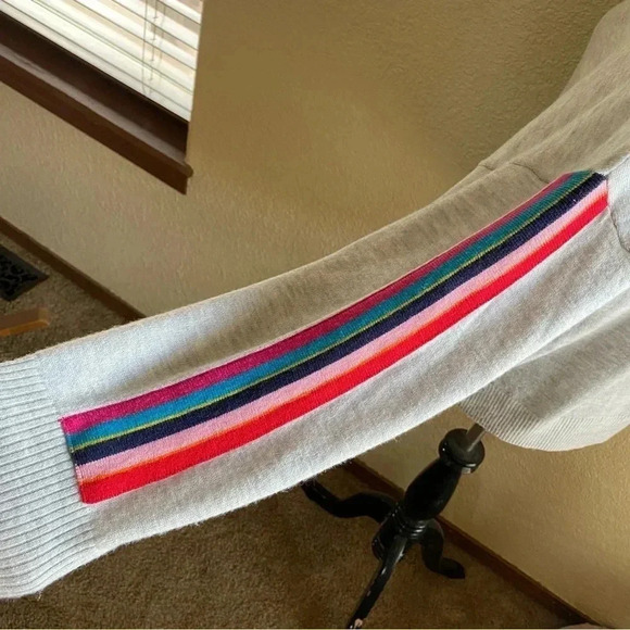 LOVE by Gap Rainbow Sleeve Merino Knit Sweater Turtle Neck Pullover Gray: Medium - Picture 4 of 9